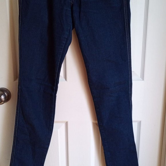 Jeans - Picture 2 of 2